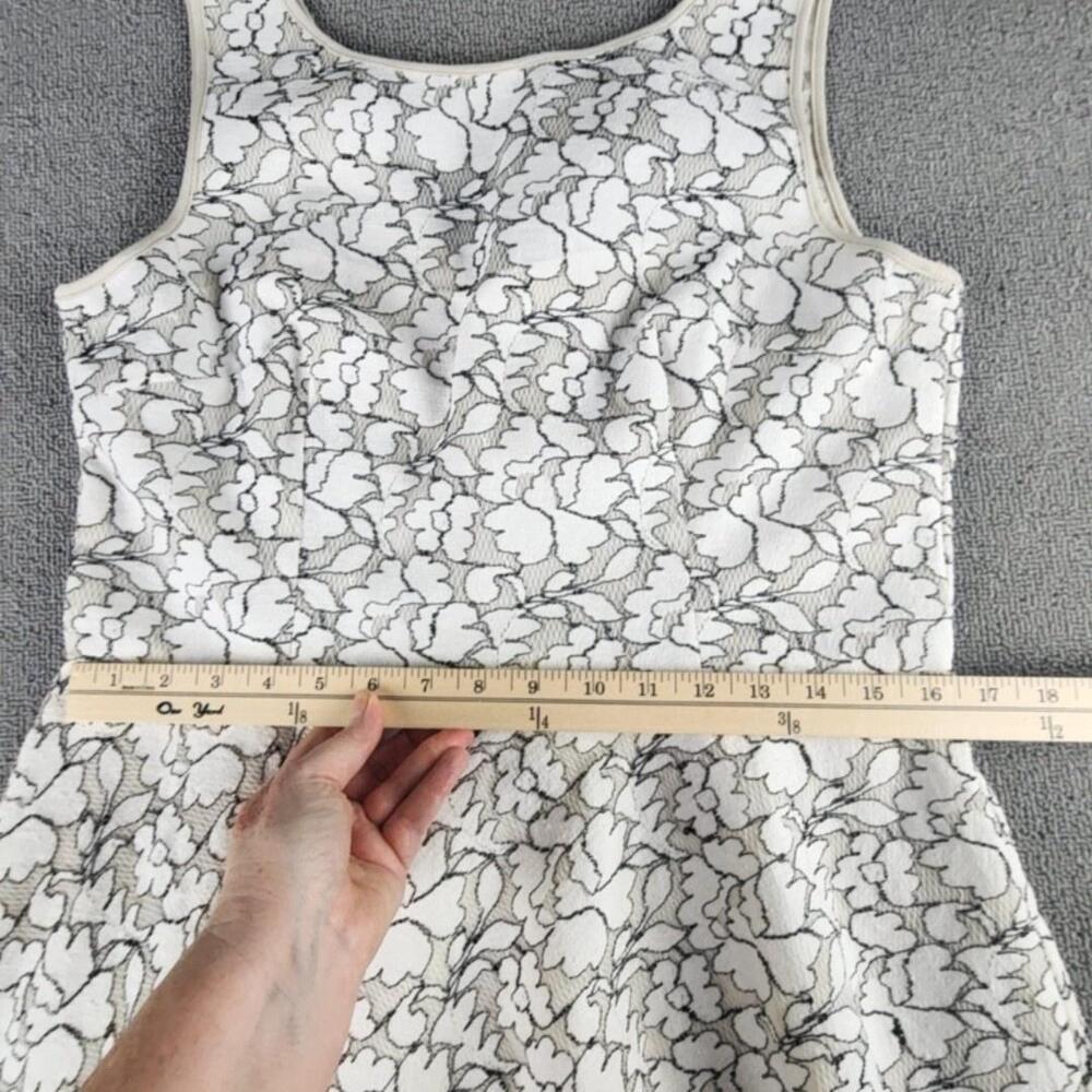 Betsey Johnson Dress Womens 12 White Floral Lace Fit & Flare Sleeveless Party - Picture 10 of 16